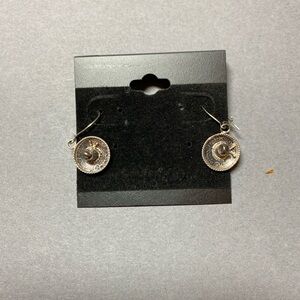 Vintage Mexico small sombrero hat earrings
